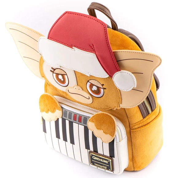 Loungefly Gremlins Backpack and Wallet set with removable Santa Hat - Picture 5 of 16